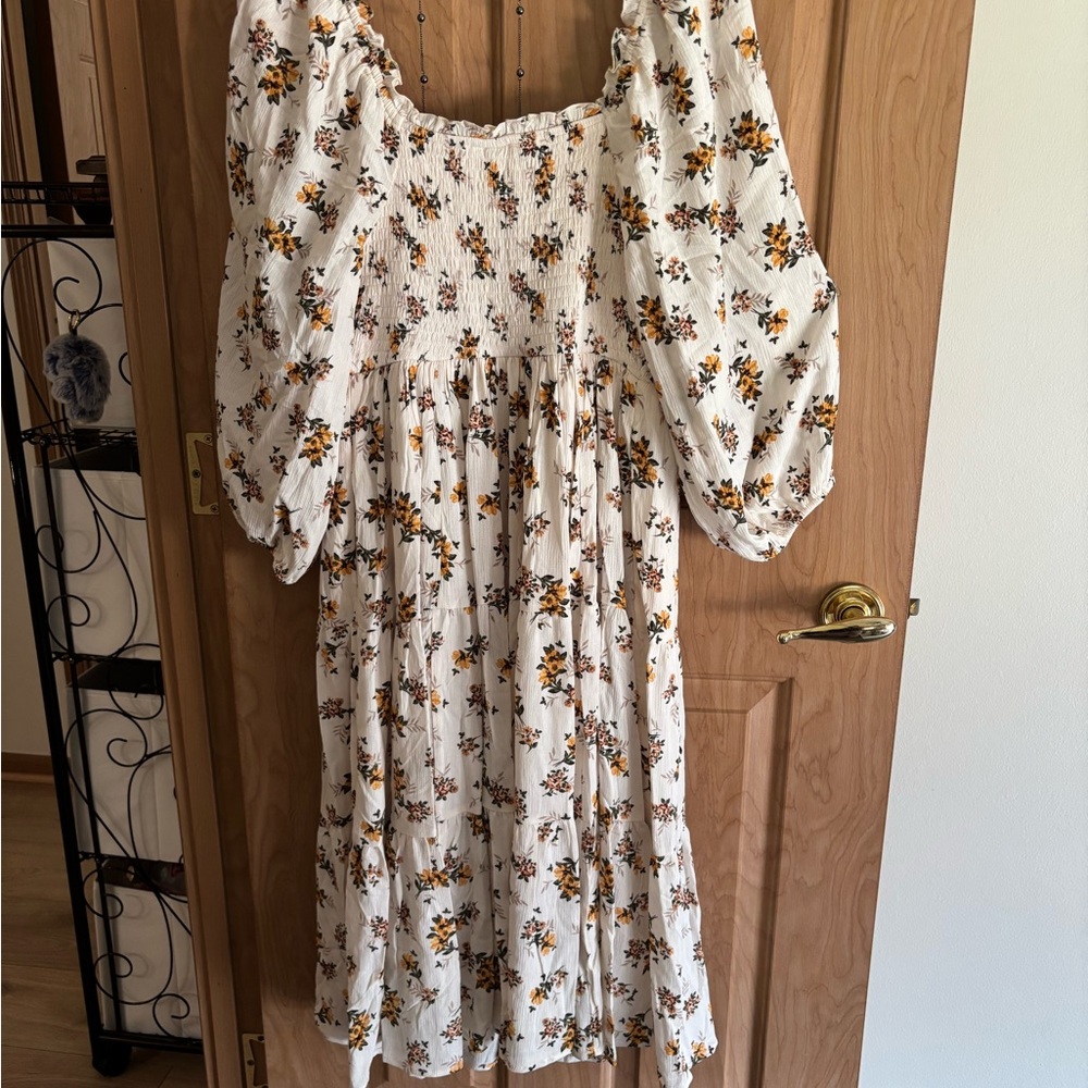 TORRID Floral Midi Gauze Dress with 3/4 Sleeves Lined SIZE 2 NWT Retails $89.90 - Picture 3 of 15
